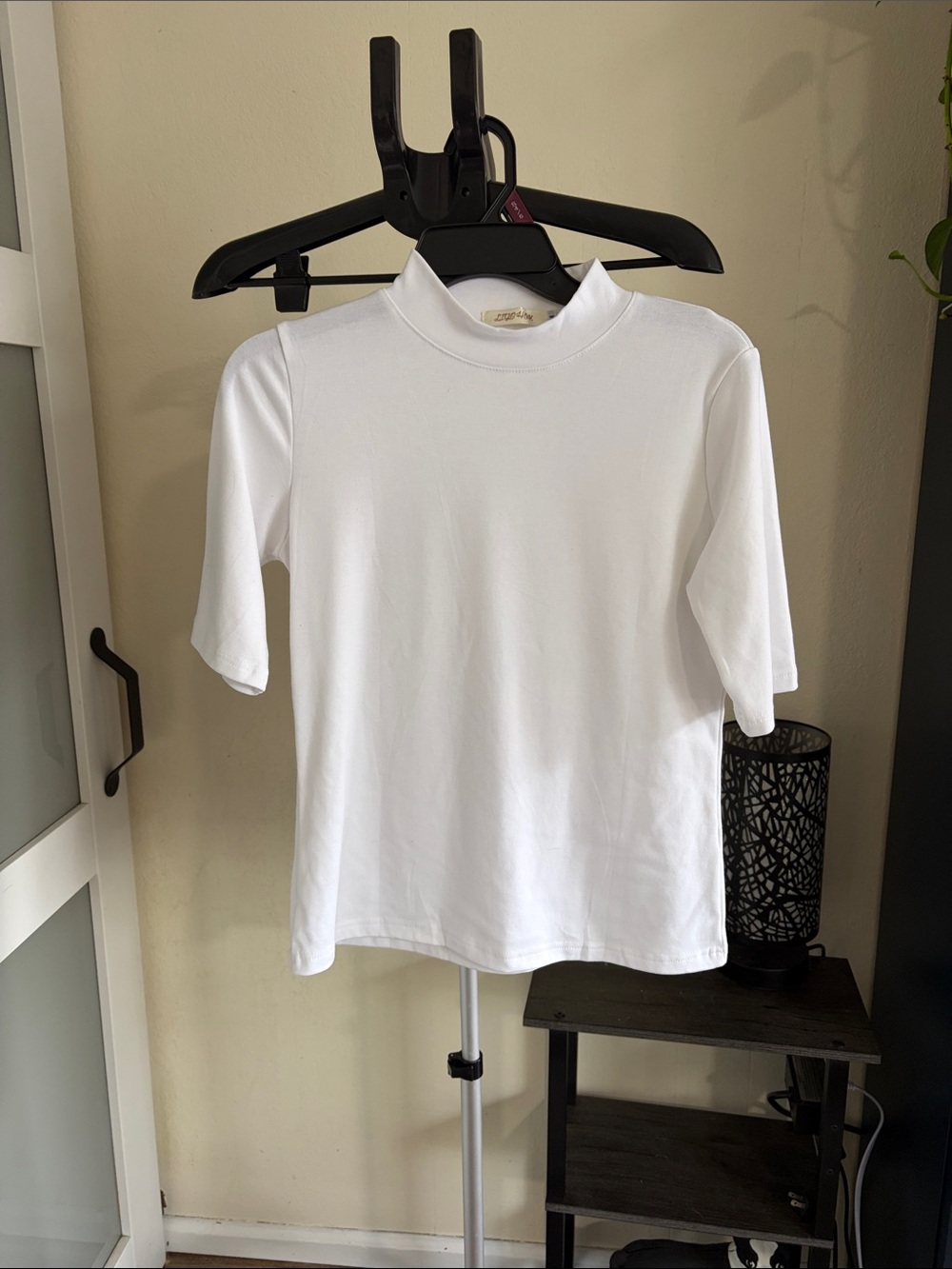 Women's White Mock Neck Short Sleeve Top